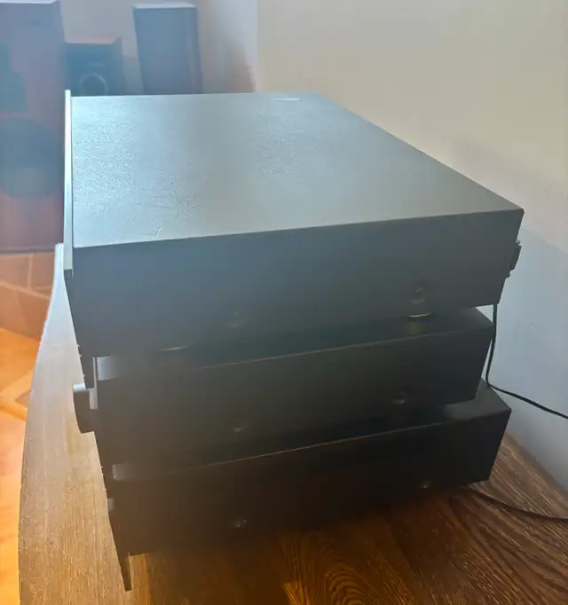3 Piece Parasound Stereo Setup. in Stereo Systems & Home Theatre in Lethbridge - Image 5