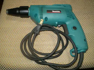 MAKITA DRYWALL SCREWDRIVER # 6821 CORDED-USED-LIKE NEW-$30, View more