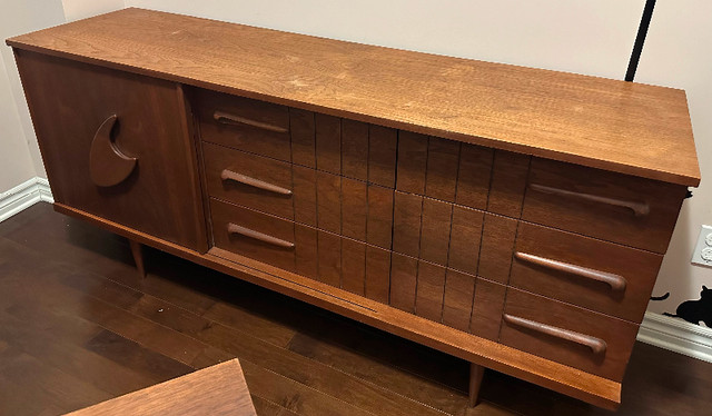 MCM long dresser by Viscol with matching night table and mirror in Dressers & Wardrobes in Ottawa - Image 2