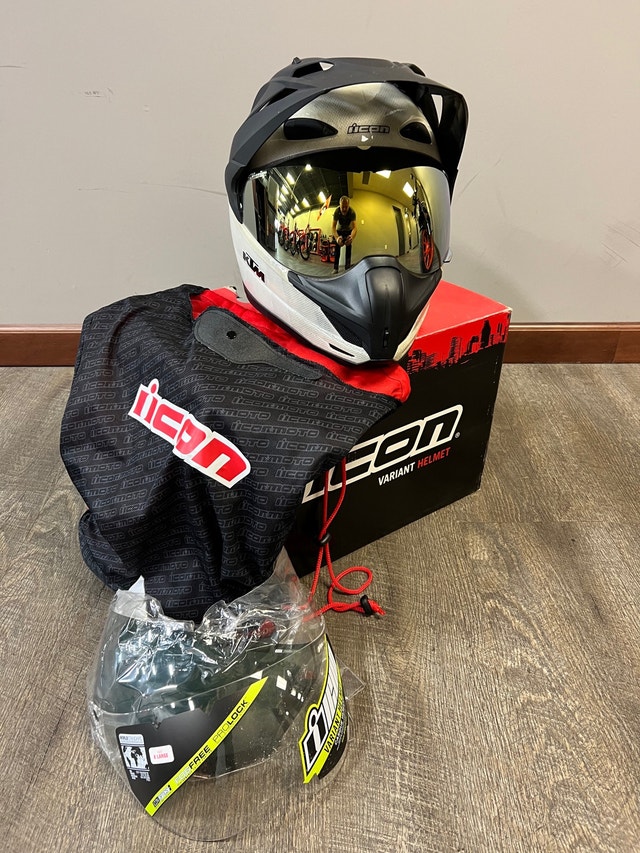 ICON Varriant Construct Motorcycle Helmet Motorcycle Parts