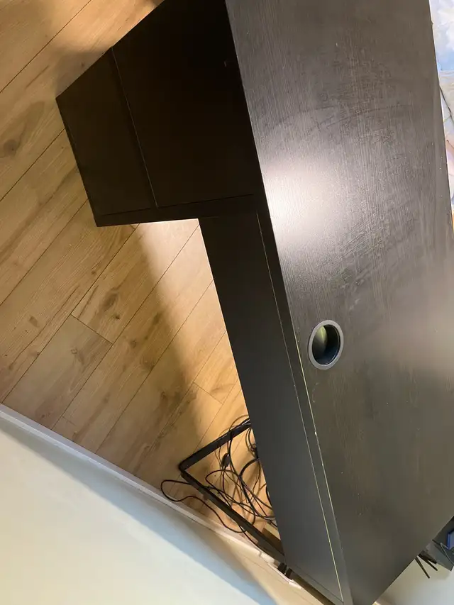 Ikea desk in Desks in Edmonton - Image 7