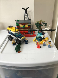 Lego City Crooks' Hideout #60068