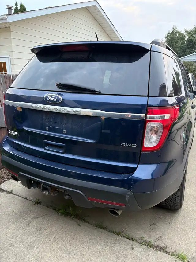 2012 Ford Explorer Base- needs new transmission 538448288348252161