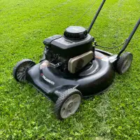 Murray lawnmower. 20” blade, 148 cc engine. All tuned up. 