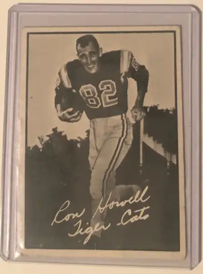1961 TOPPS Football Card #50 ~ Ron Howell - Hamilton Tiger Cats, View more