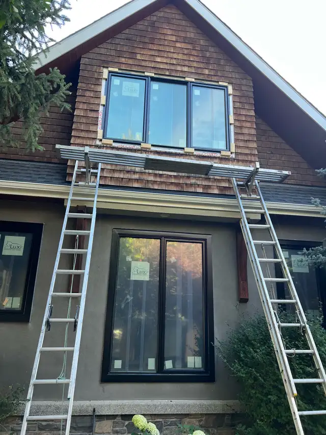 WINDOWS & DOORS INSTALLER / AND SUPPLY63005662300929123
