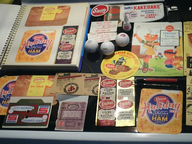 Swift Meats vintage collection, includes unused vintage labels in Arts & Collectibles in Grand Bend - Image 2