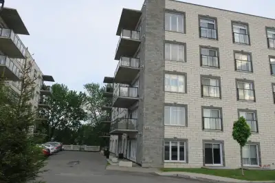 À louer immédiatement condo 3 1/2