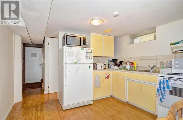 Basement Rooms for Rent in Waterloo | Walk to Laurier | All-Incl in Room Rentals & Roommates in Kitchener / Waterloo - Image 5