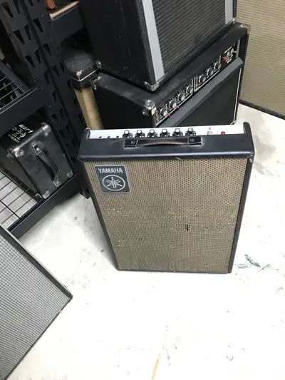 Yamaha Guitar Amplifier Model TA-20, View more