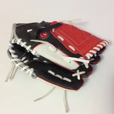 Rawlings Players Series 10" Youth Baseball / T-Ball Glove (PL10, View more