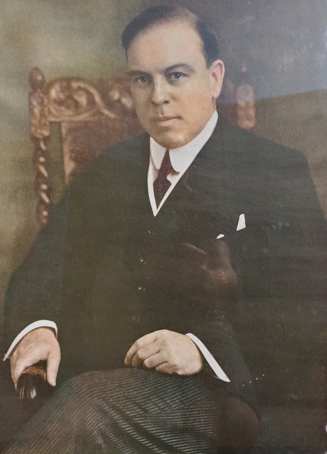 Tableau antique du Premier Ministre W. L. Mackenzie King dans Art et objets de collection  à Sherbrooke - Image 3
