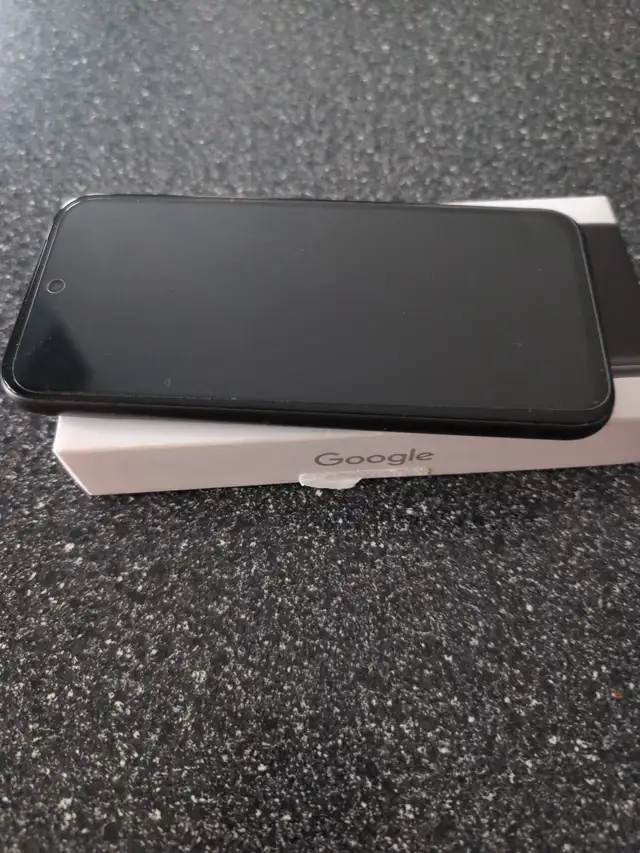 Google pixel 8a in Cell Phones in Mississauga / Peel Region - Image 3
