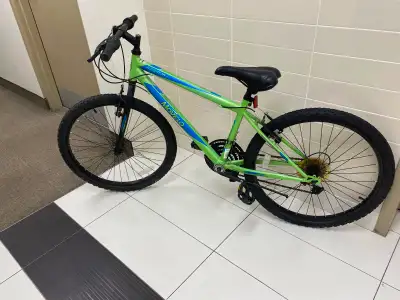 24'' BIKE N E W MOVELO 18 SPEED GREAT GIFT FOR 5.2''-5.4'' TALL, View more