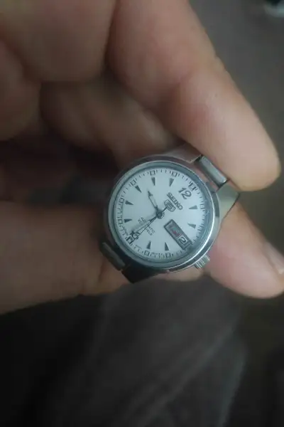 Retro Ladies Seiko 5 Automatic 21 jewels Rare Arabic day, View more