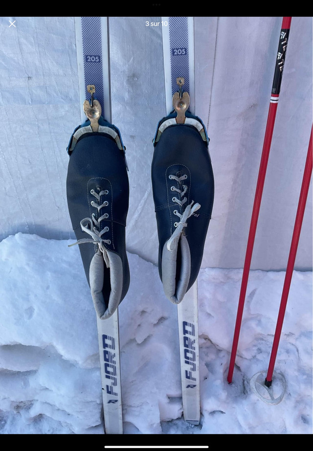Ensemble de skis de fond vintage à 3 pins dans Ski  à Trois-Rivières - Image 3