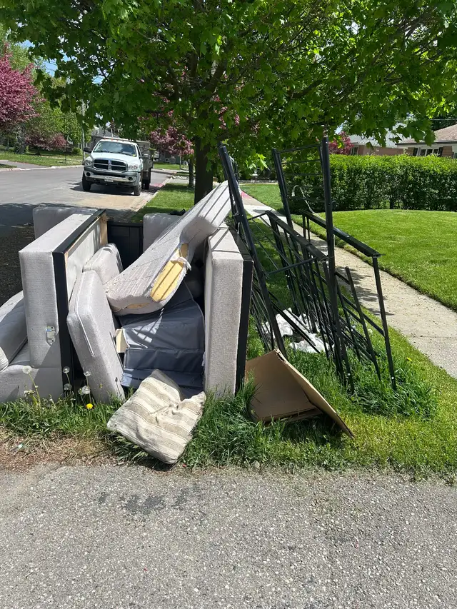 Garbage and junk removal64661852722050123