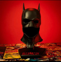 !Neuf! The Batman Cowl Limited Edition of 2022 / Europe Release 