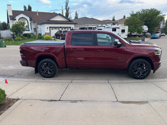 2022 RAM 1500 LIMITED NIGHT EDITION PRIVATE SALE in Cars & Trucks in Red Deer - Image 2