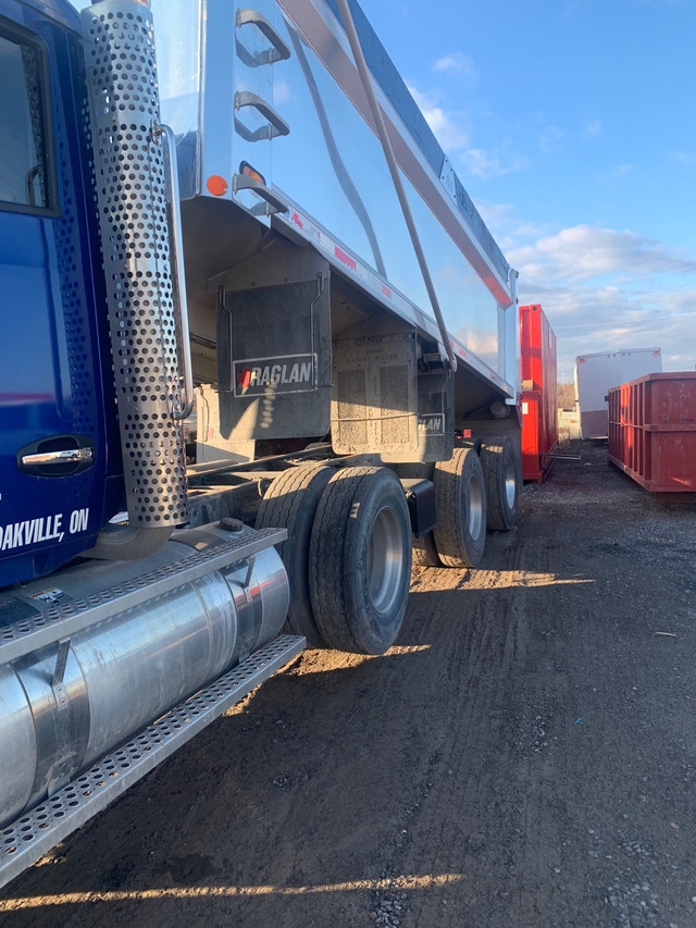2021 Kenworth Dump Truck (for sale) in Heavy Trucks in Oakville / Halton Region - Image 4