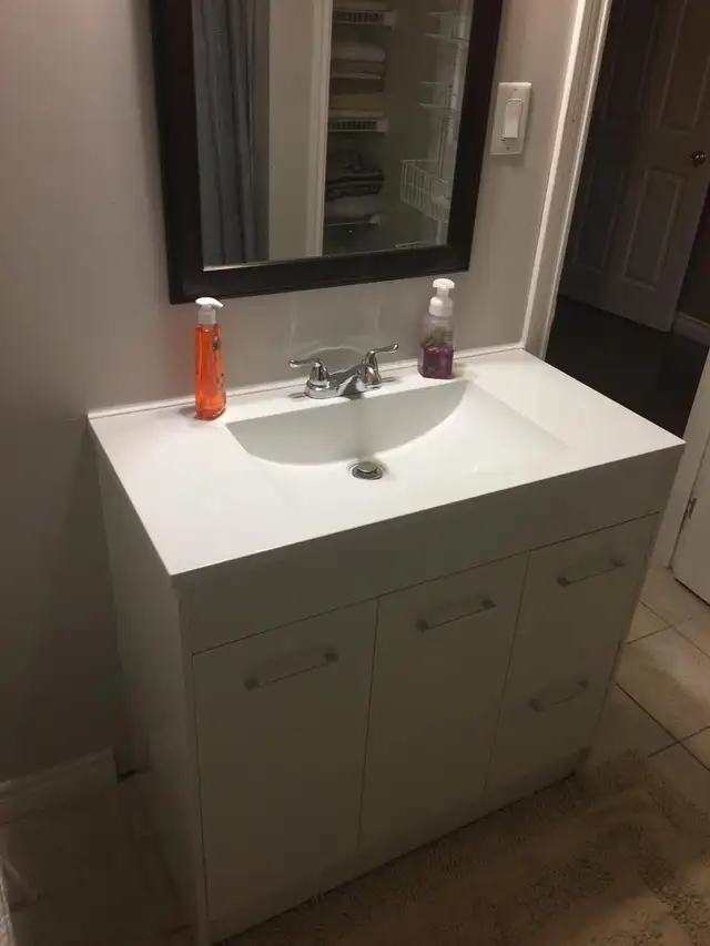 Room for Rent - single63417674786305123
