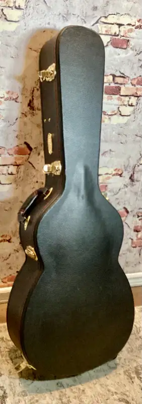 Breedlove Frontier Parlor E 2017 in Guitars in Oakville / Halton Region - Image 9