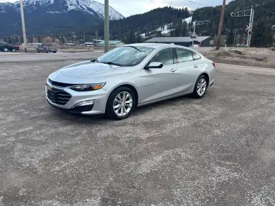 LOOKING FOR A REAL NICE CAR THAT IS ROOMY, SPORTY, AND ECONOMICAL? THEN YOU NEED TO CHECK THIS ONE O...