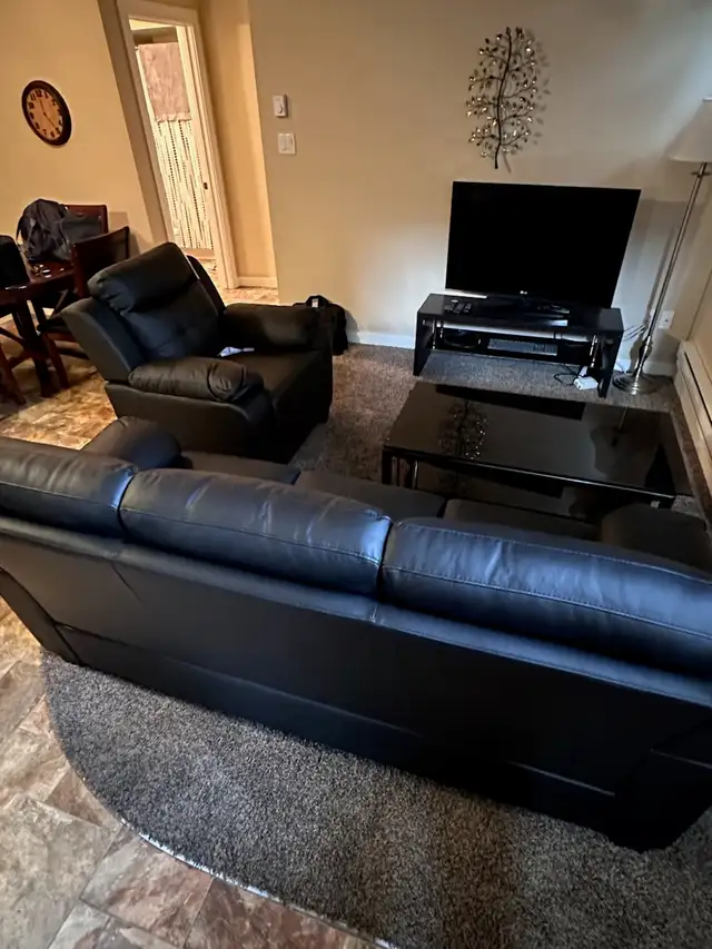 2Bed 1Bath Fully Furnished, All Inclusive for rent