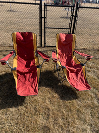 2 Classic Mac camping chairs.