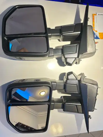 Full power OEM Ford tow mirrors; • Integrated 360° camera • Power adjustable mirror glass • Power fo...