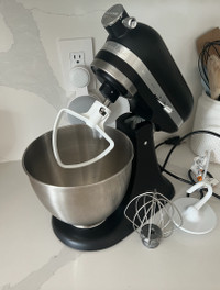 KitchenAid Artisan Mini 3.5-Quart Tilt-Head Stand Mixer