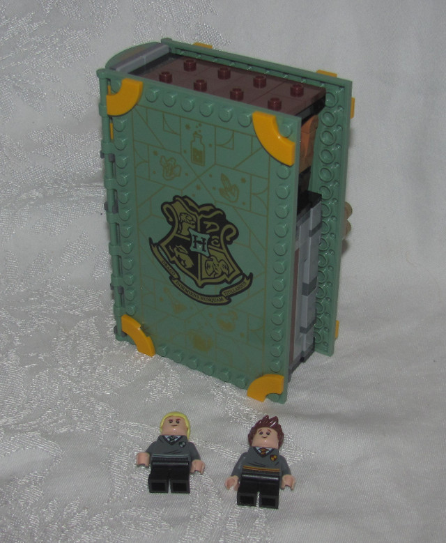 Lego Set 76383 Potions Class - Incomplete, Partial Set in Toys & Games in Ottawa - Image 4