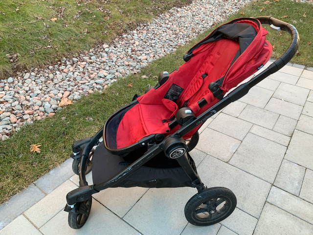 City Select Stroller in Strollers, Carriers & Car Seats in Dartmouth