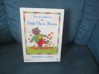 Pour Enfant. Coffret de 3 D.V.D. . Titre ; - Les Aventures de Petit Ours Brun. Prix ; 10.00$. Bonne...