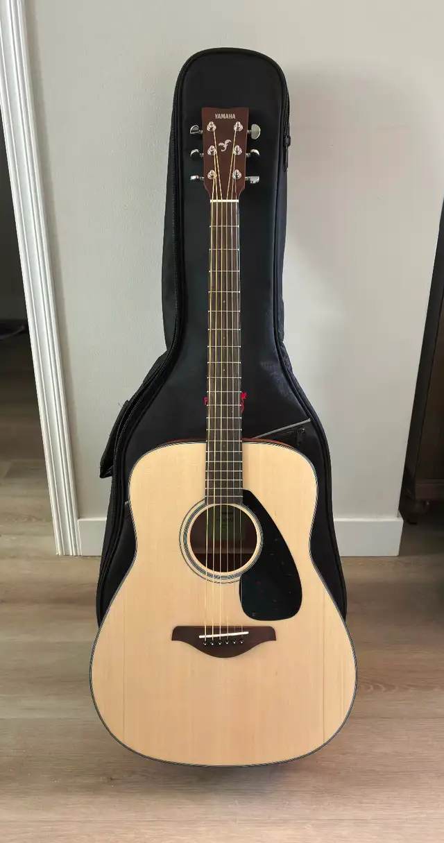 Yamaha FG800M Acoustic Guitar