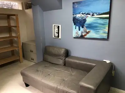 1-bedroom furnished sub-basement unit (850-900sq) available starting Dec 1, 2025. 4 mins walk from F...