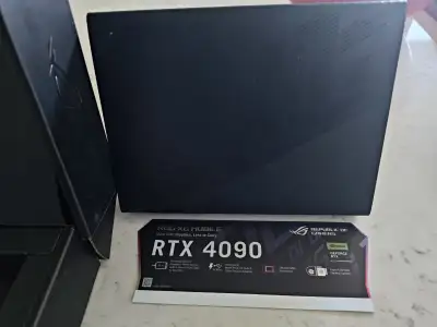 Asus Rog XG mobile 4090 gpu Got this to pair with my Asus Rog flow Z13. GeForce RTX 4090 GPU, GDDR6...