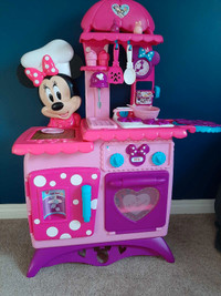 Minnie mouse kitchen 