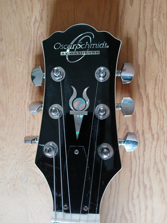 Electric guitar and amps for sale in Guitars in St. Catharines - Image 4