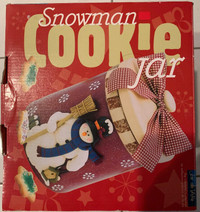 Christmas Snowman 3D Cookie Jar NEW IN BOX