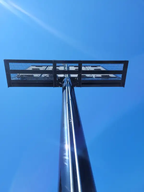 ANTENNA TOWER- INTERNET TV TOWER- RADIO TOWER- CRANK UP TOWER in Other in Calgary - Image 3