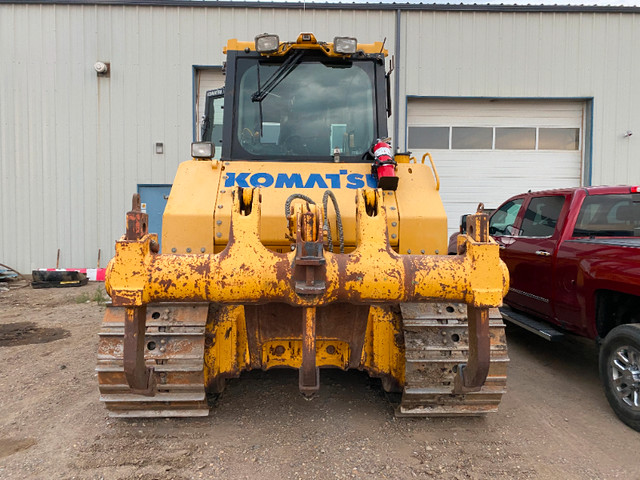 D65 PX Komatsu Dozer 6 way blade with ripper shank for rent in Heavy Equipment in Lethbridge - Image 3