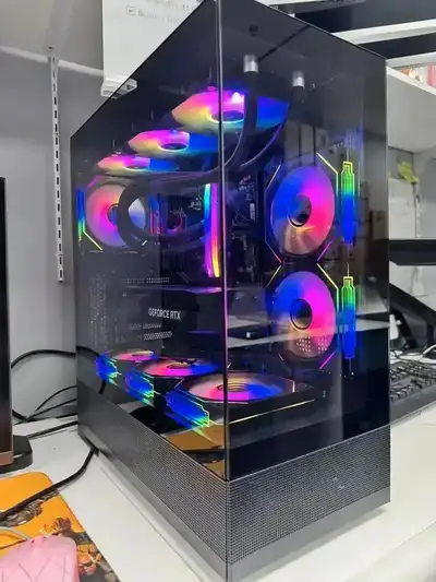 JUST BUILT RTX 5070 + AMD 9800X3d +32G 1TB SSD FIRM PRICE, View more