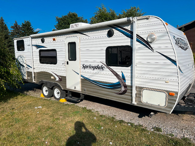 2014 keystone Springdale 26ft ** half ton towable in Travel Trailers & Campers in Cranbrook - Image 2