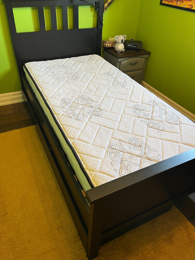 Ikea Hemnes Twin Bed, mattress and drawers | Beds & Mattresses | Oakville /  Halton Region | Kijiji
