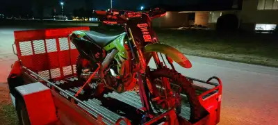 Bike is in great condition, starts first or second kick. Comes with ownership and trail plate. I cha...
