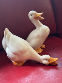 1980's Ceramic Pair of Geese/ Ducks(COLLECTABLE)