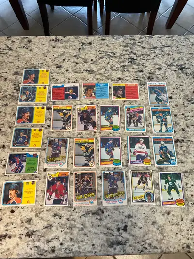 Vintage hockey Cards with Rookies/Stars/Gretzky’s (26 Cards), View more