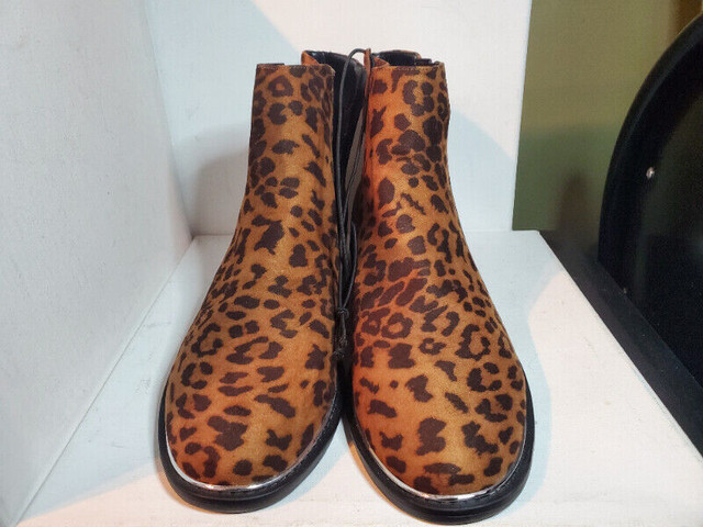 Boots for ladies leopard 4 sizes brand new/bottes dames léopard dans Autre  à Ouest de l’Île - Image 4