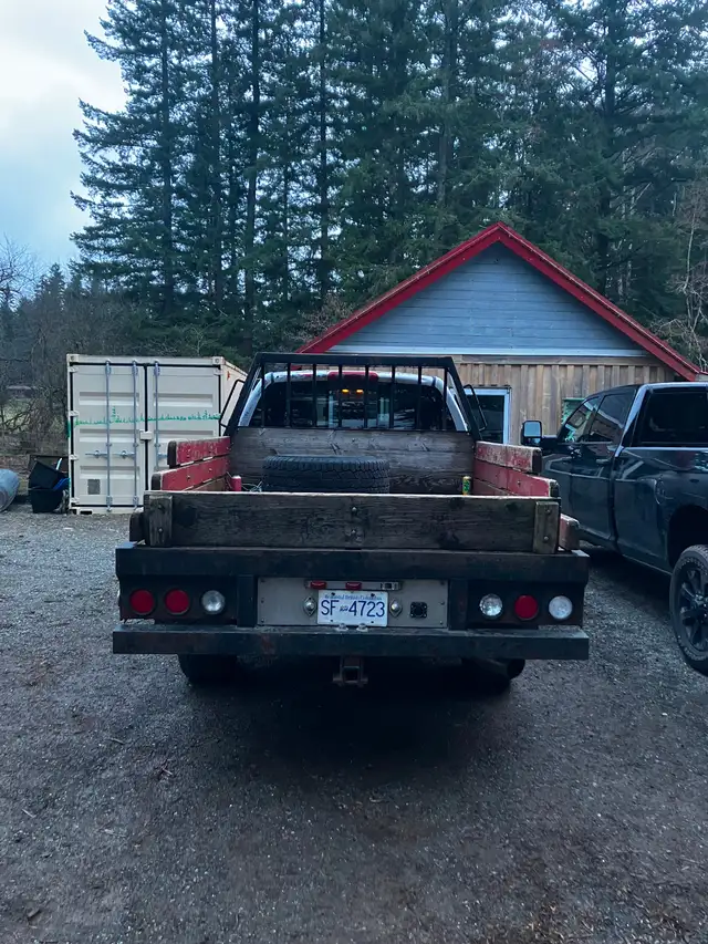 2008 Dodge ram 3500 6.7l mega cab with flat deck in Cars & Trucks in Comox / Courtenay / Cumberland - Image 6